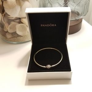 Pandora Ltd Edition Heart of Winter Bangle